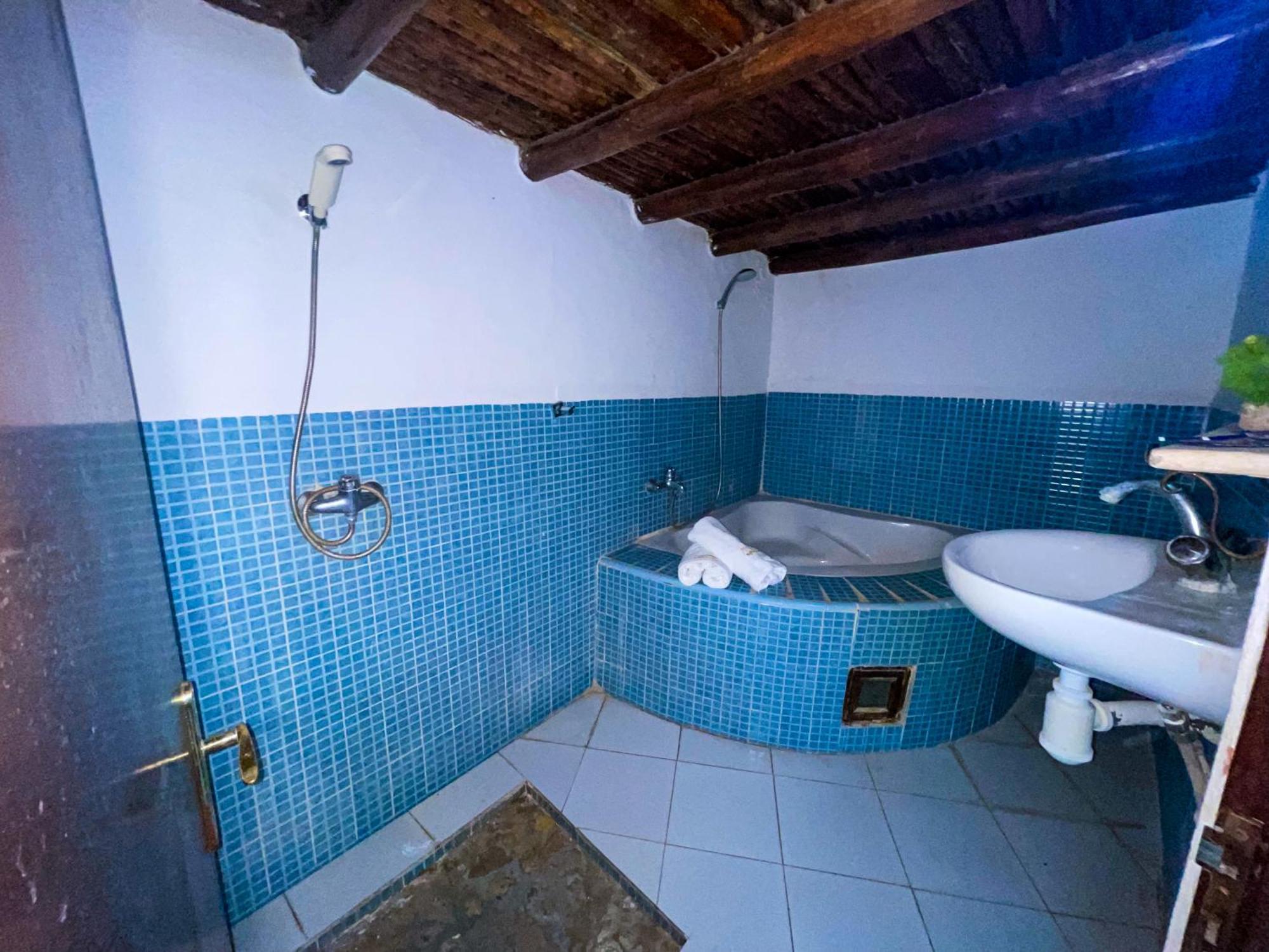 Auberge Le Refuge Aksri Extérieur photo